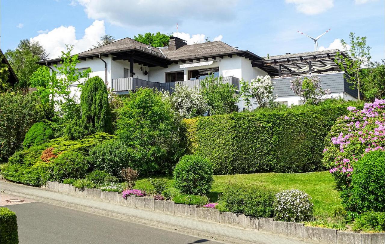 Beautiful Apartment In Dillenburg With Kitchen Kültér fotó