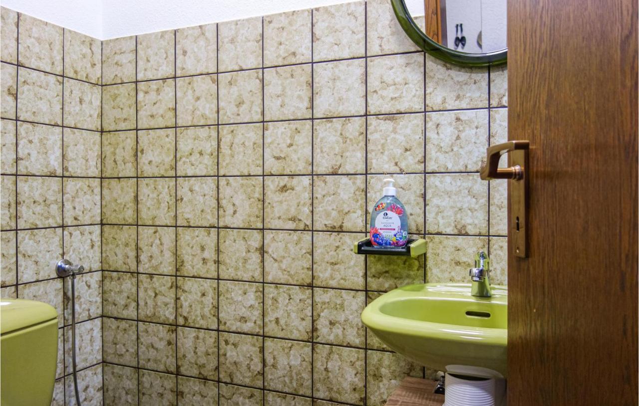 Beautiful Apartment In Dillenburg With Kitchen Kültér fotó